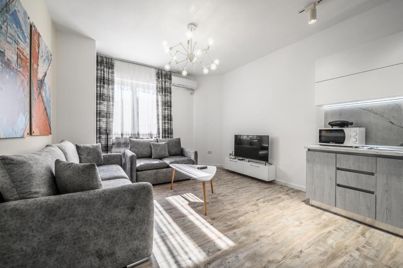Miku Apartment-Modernly Designed Downtown Tirana Kültér fotó
